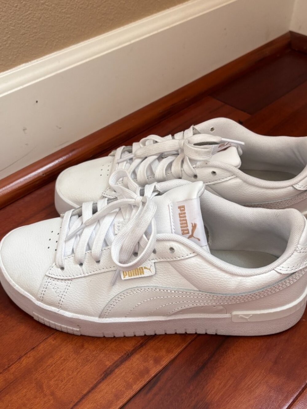 Puma Court Leather Sneakers Women Size 8 White Gold Athletic Platforms - Picture 2 of 5